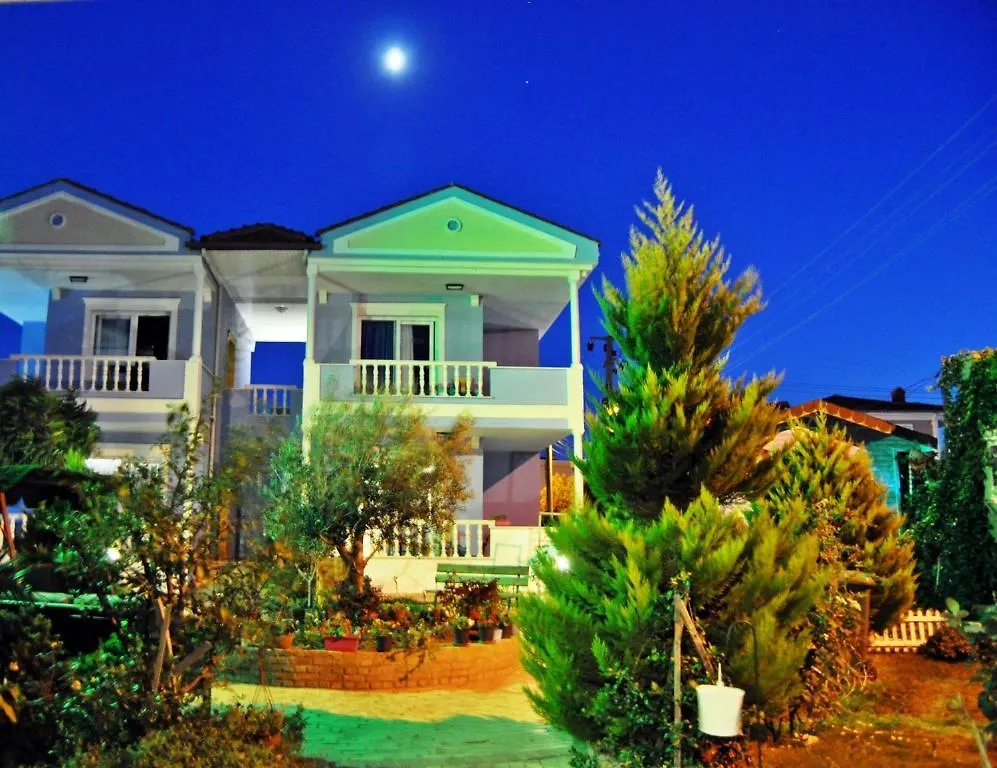 Cundavilla Hotel & Suites Ayvalı 2*,